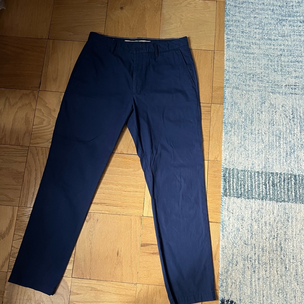 Banana Republic Men’s Khakis